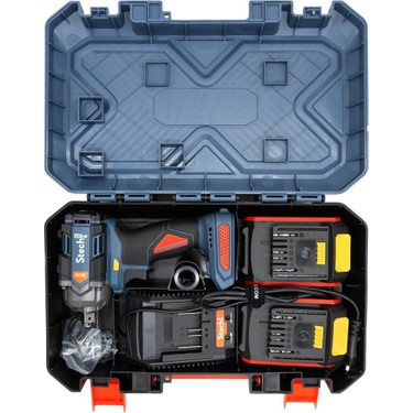 Kresloda rus ayol bilan porno