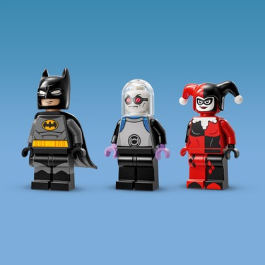 Eve賞 キャラキャップ リリン LEGO® DC Batman™ Batmobile™ ile Batman™, Harley Quinn™ ve Fiyatı