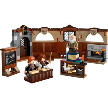 LEGO® Harry Potter™ Hogwarts™ Şatosu: Tılsım Dersi 76442 - 8 Fiyatı
