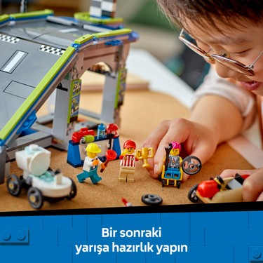LEGO® City Yarış Arabası Rampa Parçası 60460 - 436 Parça Fiyatı