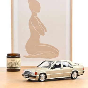NOREV 1/18 Mercedes-Benz 190E 2.3-16 ノレブ Norev 1/18 Mercedes-Benz 190 E 2.3-16 1984 Smoke Silver Fiyatı