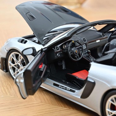 Norev 187270 1/18 Porsche 718 Spyder RS w/ Weissach Pack Fiyatı