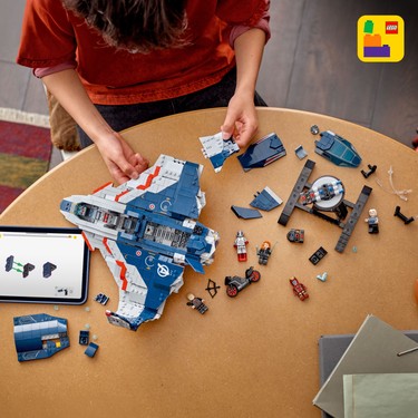 LEGO ® ǀ Marvel Avengers: Ultron Çağı Quinjet 76325 – 12 Yaş Fiyatı