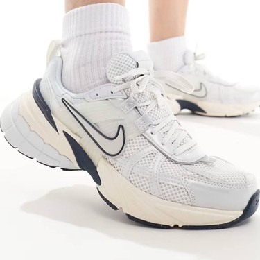 Nike V2K Run Unisex Walking Shoes White And Navy Unisex Fiyatı