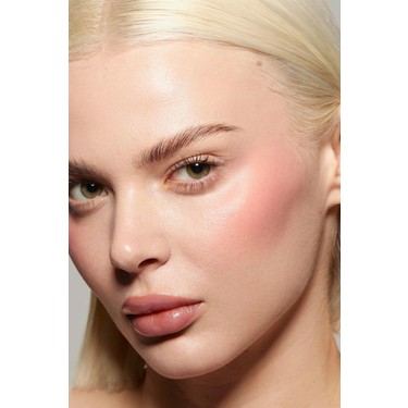 Kylie Cosmetics Kylie Hybrid Allık Yumuşak Mat Bitişli 356 Fiyatı