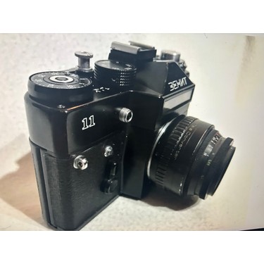 Zenit 11 Filmli Fotoğraf Makinası - Sorunsuz Çalışır Durumda Fiyatı