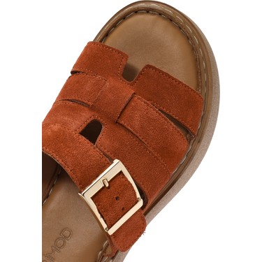 Derimod Kadın Tarçın Kalın Tabanlı Süet Deri Comfort Terlik Fiyatı