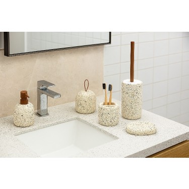 Primanova Kerry 5 Parça Banyo Seti Poliresin Malzemeden Şık Fiyatı