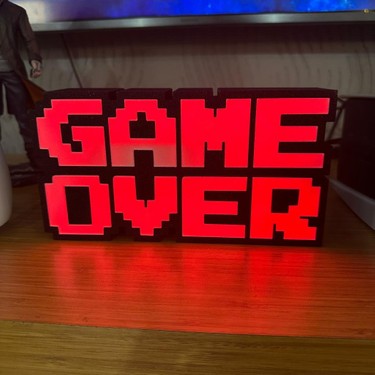 「 GAME OVER 」 LED 表示 ランプ インテリア Game Over LED Dekoratif Işıklı Masa Lambası – USB & Pilli - Fiyatı