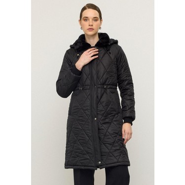 Olcay Çıkabilir Kapüşonlu Yakası Kürk Detaylı Kapitone Mont Fiyatı