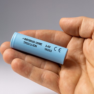 18650-26ME Açık Mavi Şarjlı Batarya Pil 3.6V 2600MAH Li-Ion Fiyatı