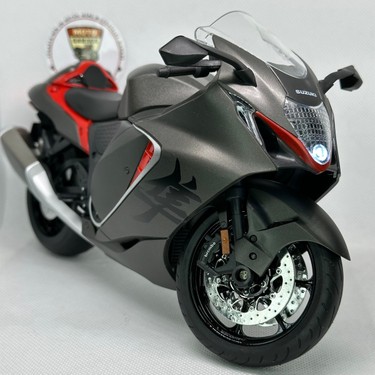 Suzuki Hayabusa 1:9 Işıklı Diecast Motosiklet Model – Fiyatı