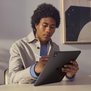 Apple iPad Pro M5 Wi-Fi 256GB 13 Standart Cam - Uzay Siyahı Fiyatı