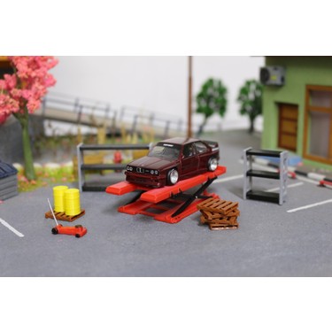 1:64 Ölçek Garaj Diorama Aksesuar Seti – Lift + Raf + Varil Fiyatı