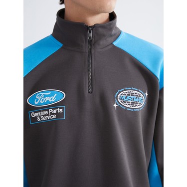 Lc Waikiki Yeni Sezon Dik Yaka Ford Baskılı Erkek Sweatshirt Fiyatı