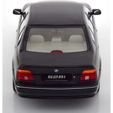 KK-Scale 1:18 BMW 540i (E39) Touring ano de construção 1997 Cinza metálico KKDC181082 modelo