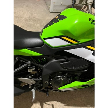 Grippatch ZX4RR 2025 ile Uyumlu Kaydırmaz 6D Karbon 8 Parça Fiyatı