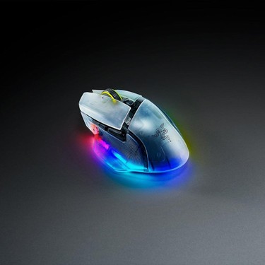 Razer Basilisk V3 Pro Phantom White Edition Focus Pro 35K Fiyatı