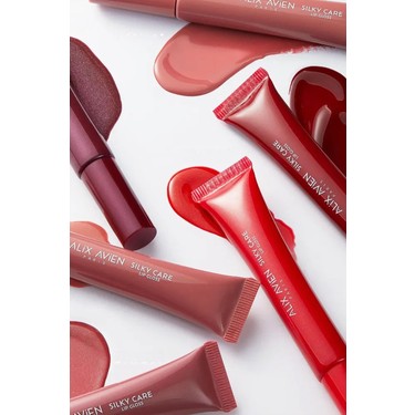 Dolgun Gürünüm ve Nemlendirici Etkili Dudak Parlatıcısı - Fiyatı