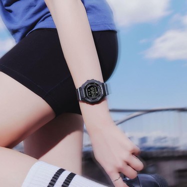 Casio GMD-B300-1DR G-Shock Kadın Kol Saati Fiyatı