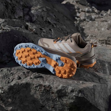 adidas Terrex Skychaser Ax5 Gore-Tex Yürüyüş Kadın Fiyatı