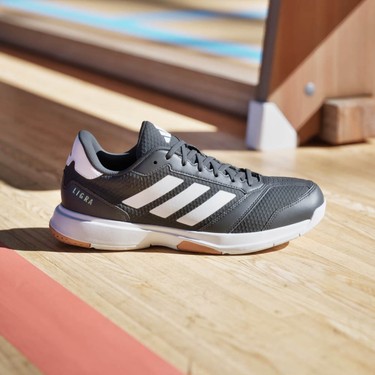 adidas Erkek Siyah Yürüyüş Ayakkabısı Ligra 8 M IH0526 Fiyatı