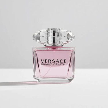 Versace Bright Crystal Kadın Parfüm 200 ml Çiçeksi Koku ile Fiyatı
