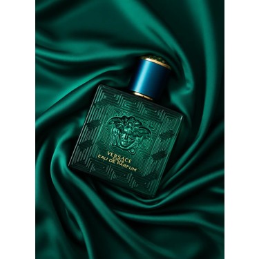香水(男性用) VERSACE Eros Eau de Parfum 50mL Versace Eros EDP 50 ml Erkek Parfüm Oryantal Koku ile Güçlü Fiyatı