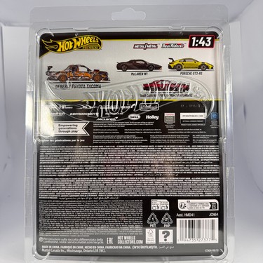 Hot Wheels Premium Debeti Toyota Tacoma 1:43 Model Araba - Fiyatı