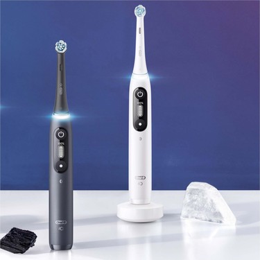 Oral-B iO 7 Şarjlı Diş Fırçası - Beyaz Renkli Yumuşak Kıllar Fiyatı