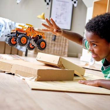 LEGO Technic Monster Jam# El Toro Loco# 42135 # Araçları Fiyatı
