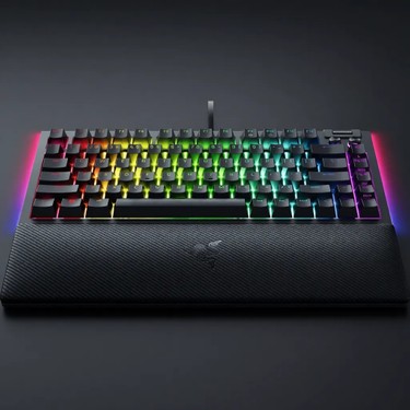 Razer Blackwidow V4 Kablolu Klavye Us RZ03-05000400-R3E1 Fiyatı
