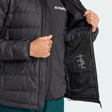 adidas JZ9990 Mountain Down Kadın Mont Siyah Renk Kesim Fiyatı