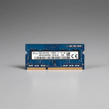 SK Hynix 4GB 1600MHz DDR3L Notebook Ram HMT451S6AFR8A-PB Fiyatı