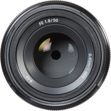 Sony 50mm f/1.8 Fe Lens Standart Lensler Uyumluluk Sony Fiyatı