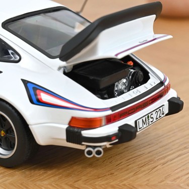 Norev 187668 1/18 Porsche 911 Turbo 3.3 1980 White Martini Fiyatı