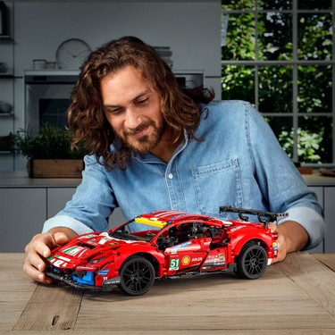 LEGO Technic Ferrari 488 GTE #AF Corse #51# 42125 - Spor Fiyatı
