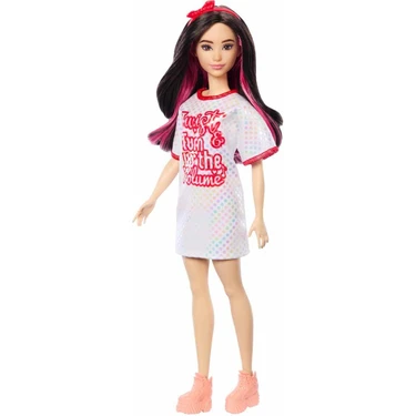 Barbie Fashionistas Büyüleyici Parti Bebeği