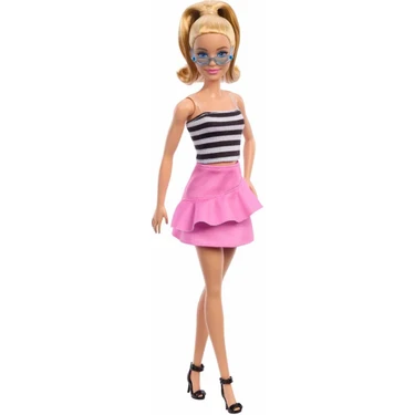 Barbie Fashionistas Bebeği