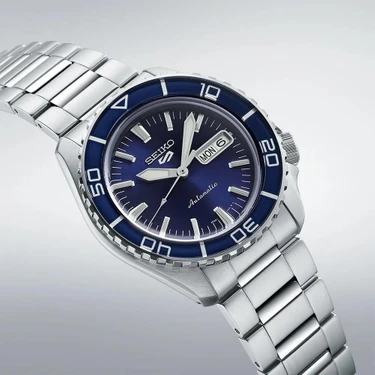 Seiko sports 5 blue sale