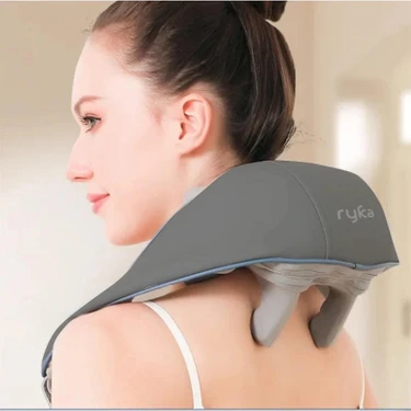 Olomon erkaklar bir qizni sikishdi