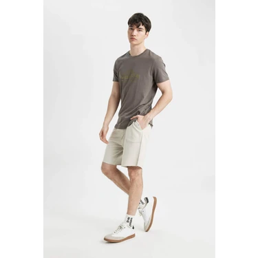 DeFacto %100 Pamuk Slim Fit Dar Kesim Dar Paça Cepli Basic Düz Şort
