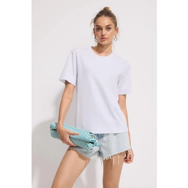 Babokah Premium Pamuk Basic T-shirt Kadın Kısa Kol Günlük Stil Beyaz Orta