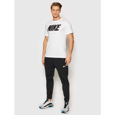 Nike sportswear block logo hotsell