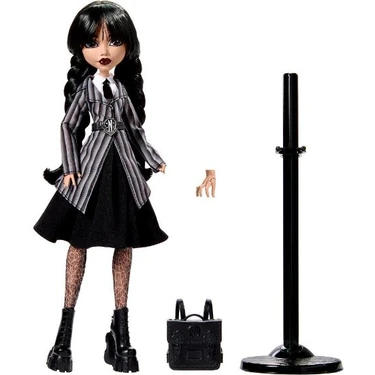 MONSTER HIGH®️Nevermore Akademisi üniforması giyen Wednesday Addams ve el figürü Thing