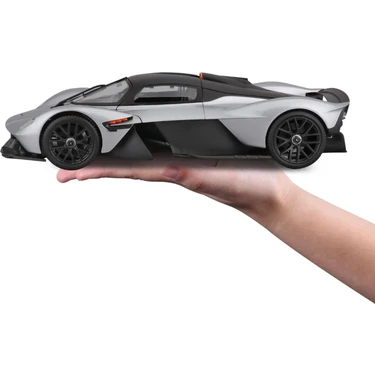 Maisto Sportwagen Aston Martin Valkyrie 2022 1:18 , Grün