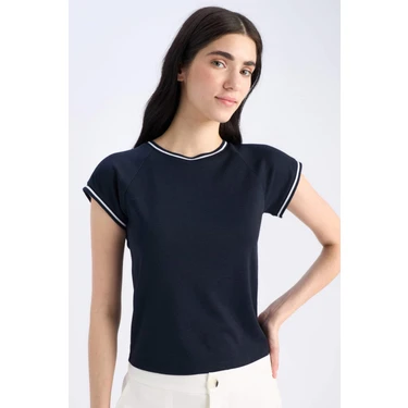 DeFacto Slim Fit Bisiklet Yaka Ribana Kısa Kollu Tişört