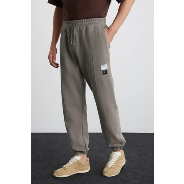 Grimelange ROWAN Erkek Organik Pamuklu Relaxed Fit İçi Polarlı Süs etiketli Jogger Gri Eşofman