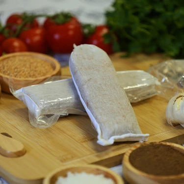 Tokat Bez Sucuğu 200-240 gr ( Soğuk Zincire Uygun Gönderim