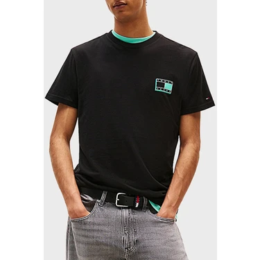 Tommy Jeans % 100 Pamuk Slim Fit Bisiklet Yaka Logolu T Shirt Erkek T Shirt DM0DM21577